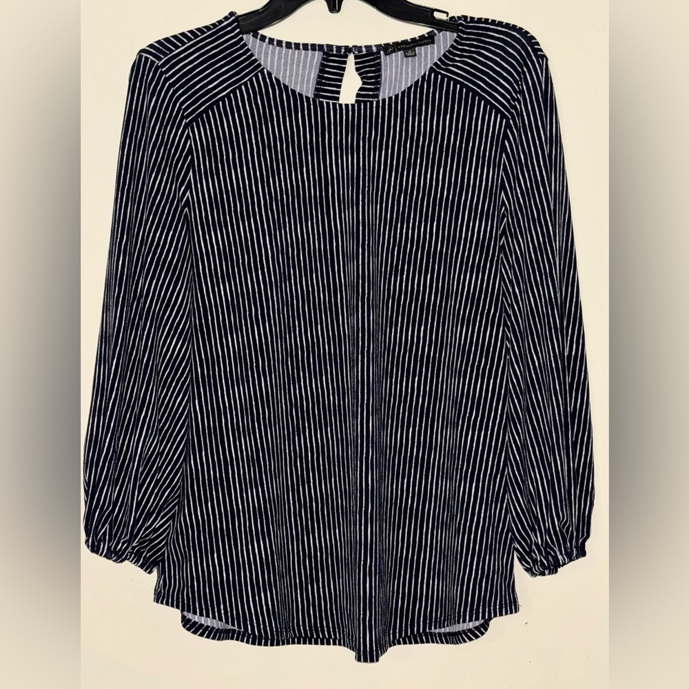 Adrianna Papell Navy and White Striped Balloon 3/4 Sleeves Blouse